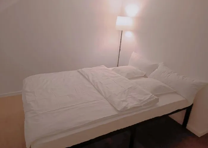 Haus 42 Near Duesseldorf Messe & Airport *