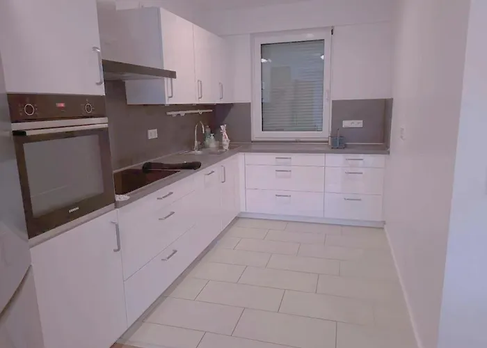 Haus 42 Near Duesseldorf Messe & Airport